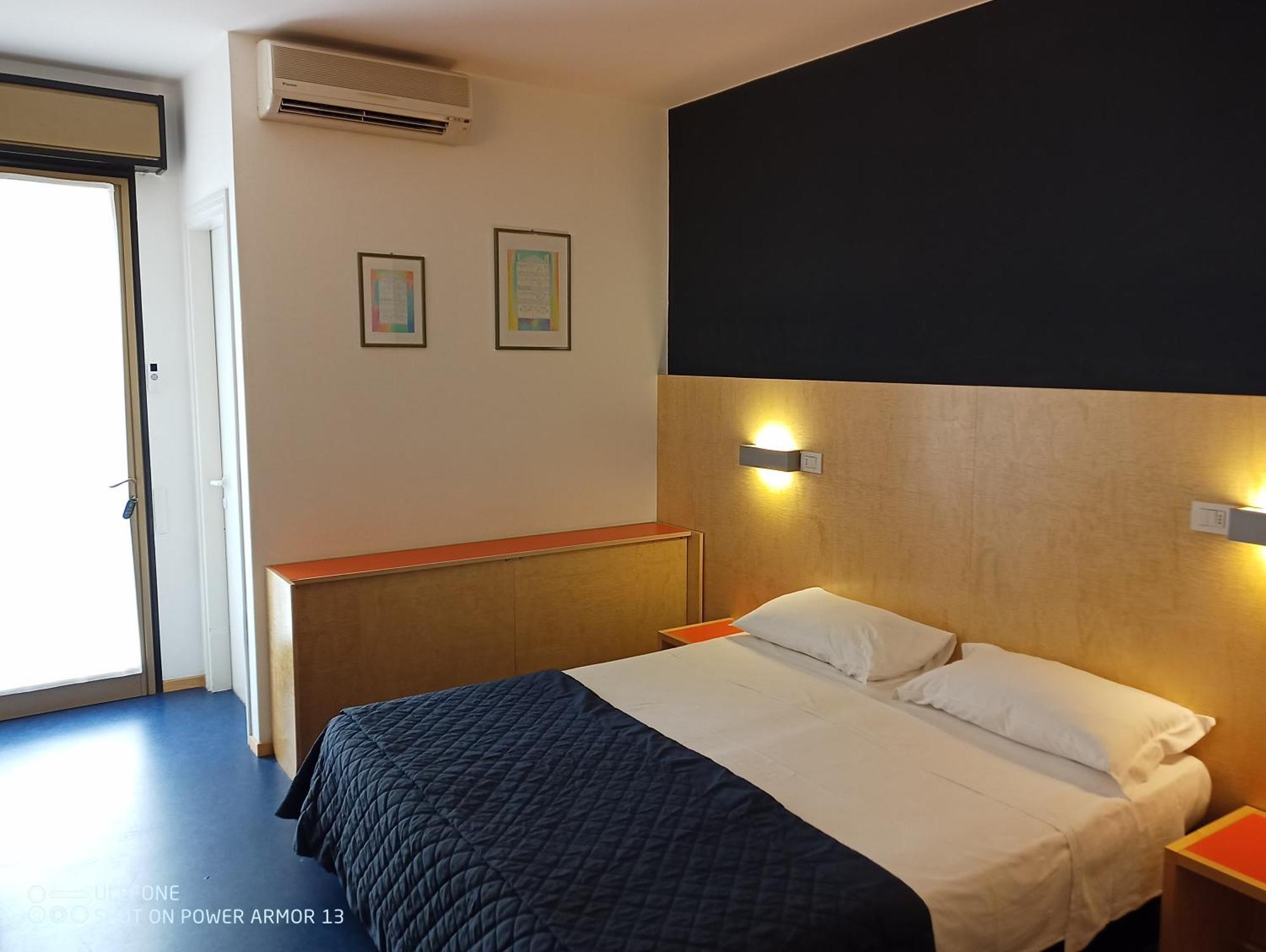 Hotel Firenze บิบิโอเน ภายนอก รูปภาพ