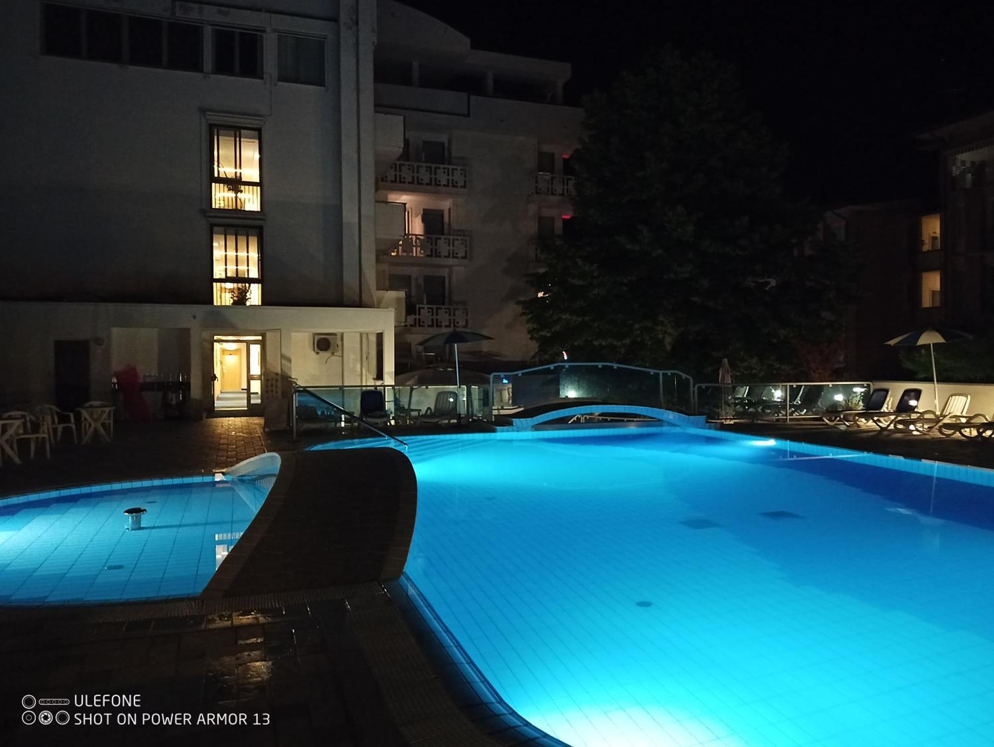 Hotel Firenze บิบิโอเน ภายนอก รูปภาพ
