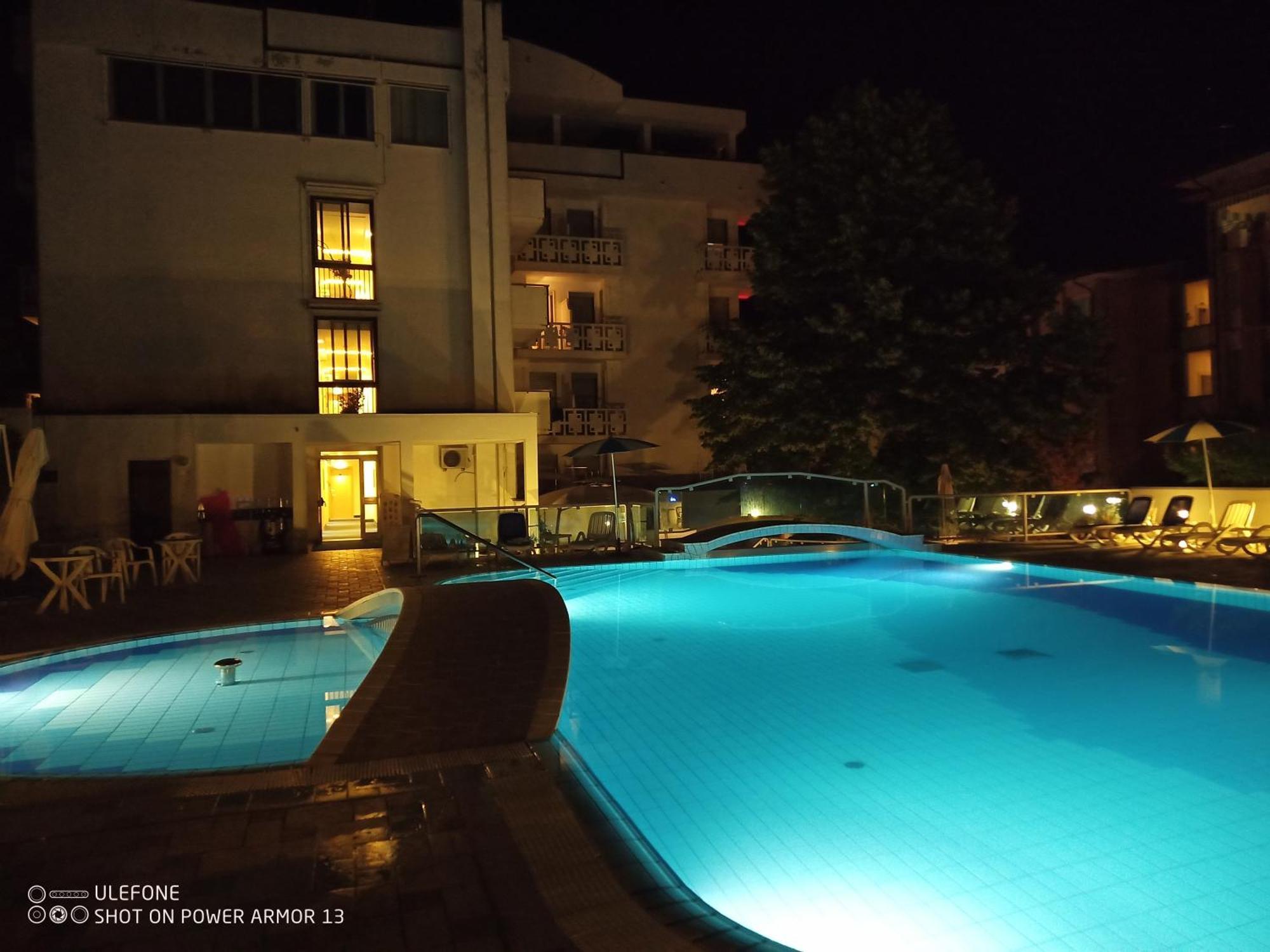 Hotel Firenze บิบิโอเน ภายนอก รูปภาพ