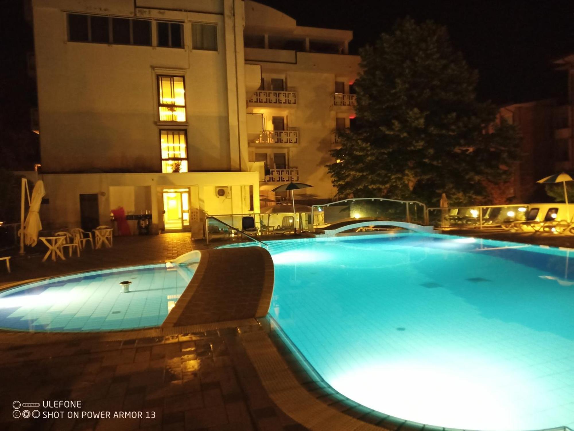 Hotel Firenze บิบิโอเน ภายนอก รูปภาพ