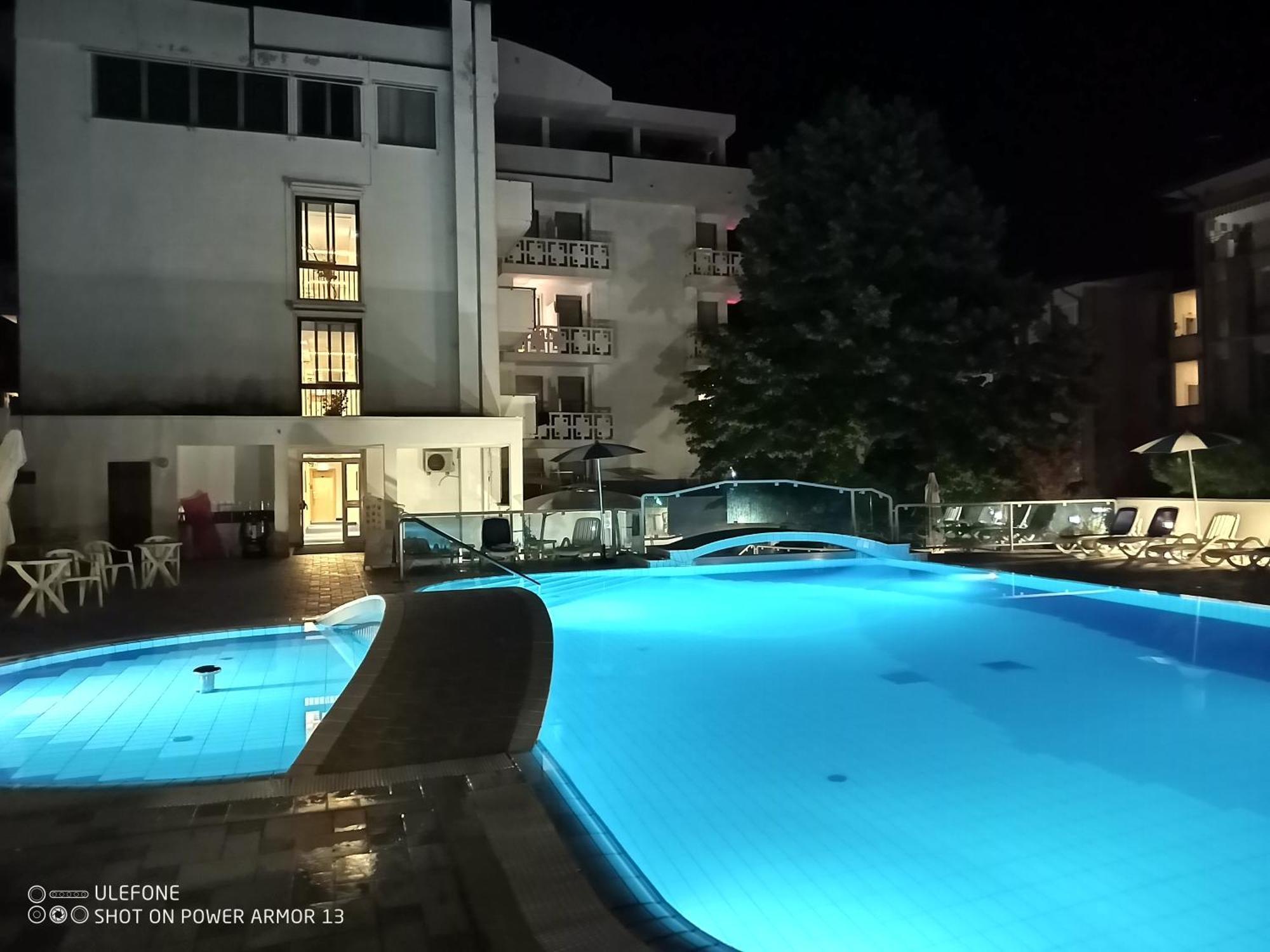 Hotel Firenze บิบิโอเน ภายนอก รูปภาพ