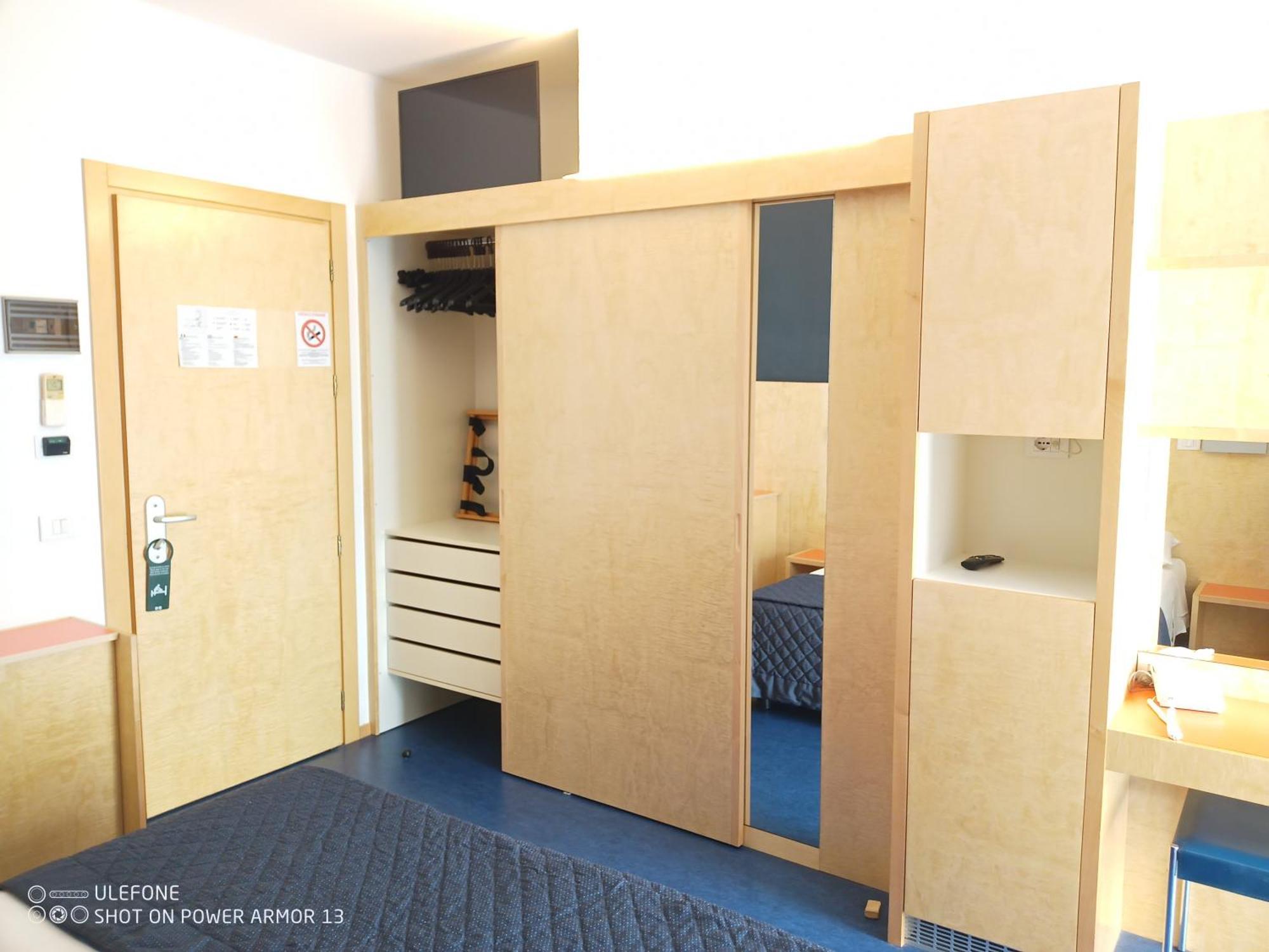 Hotel Firenze บิบิโอเน ภายนอก รูปภาพ